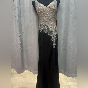 Elegant Black Prom Dress